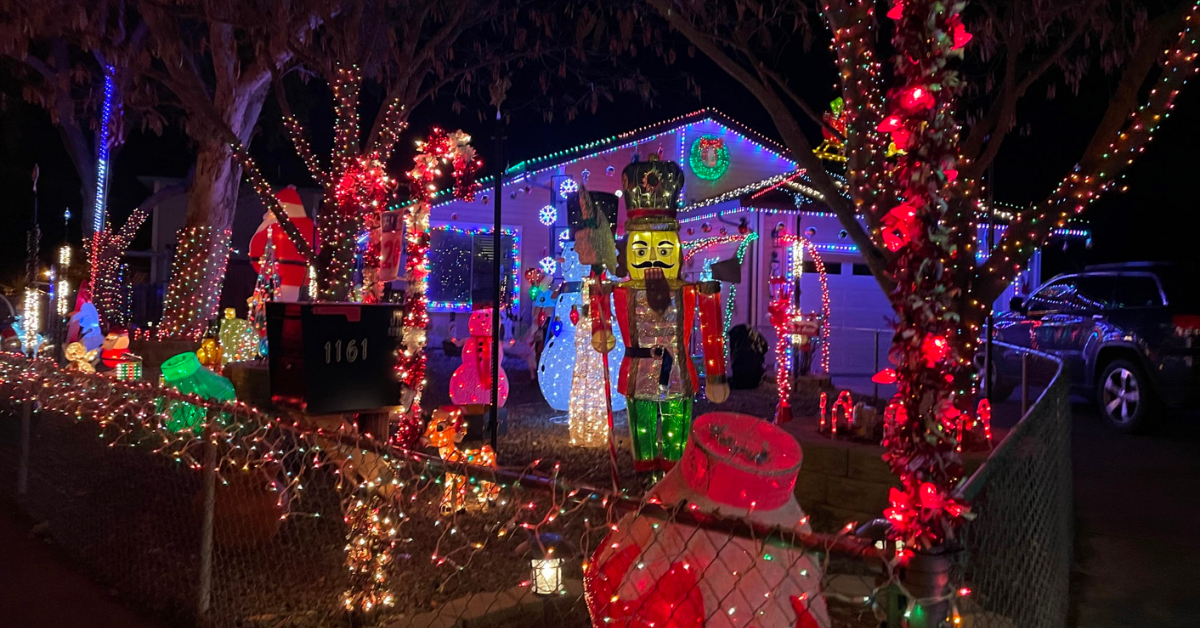 Sign Up for Ukiah Valley's Holiday Lighting Competition and Light Up